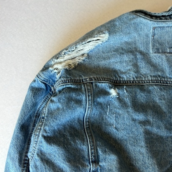 American Eagle Distressed Denim Jacket Women’s XS - Picture 11 of 13